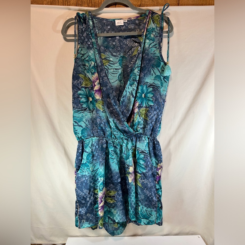 Benjamin international woman’s tropical Blue/purple romper w/pockets M/L